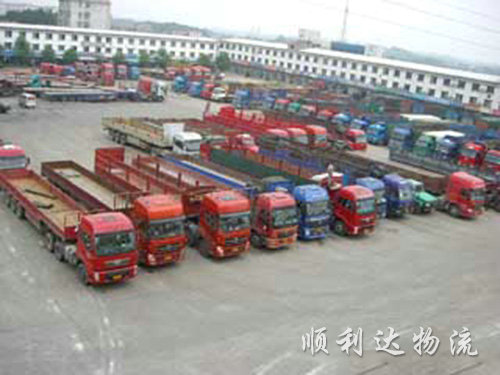 十二月，岳陽順利達(dá)用微笑迎接一年中的最后一個(gè)月